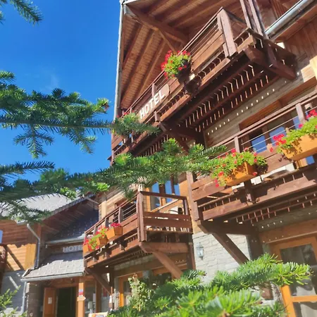 Sunweb L'ecrin Des Neiges Hotel 3*